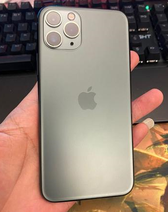 洪山苹果维修点分享iPhone 11 Pro黑屏小众故障解析 